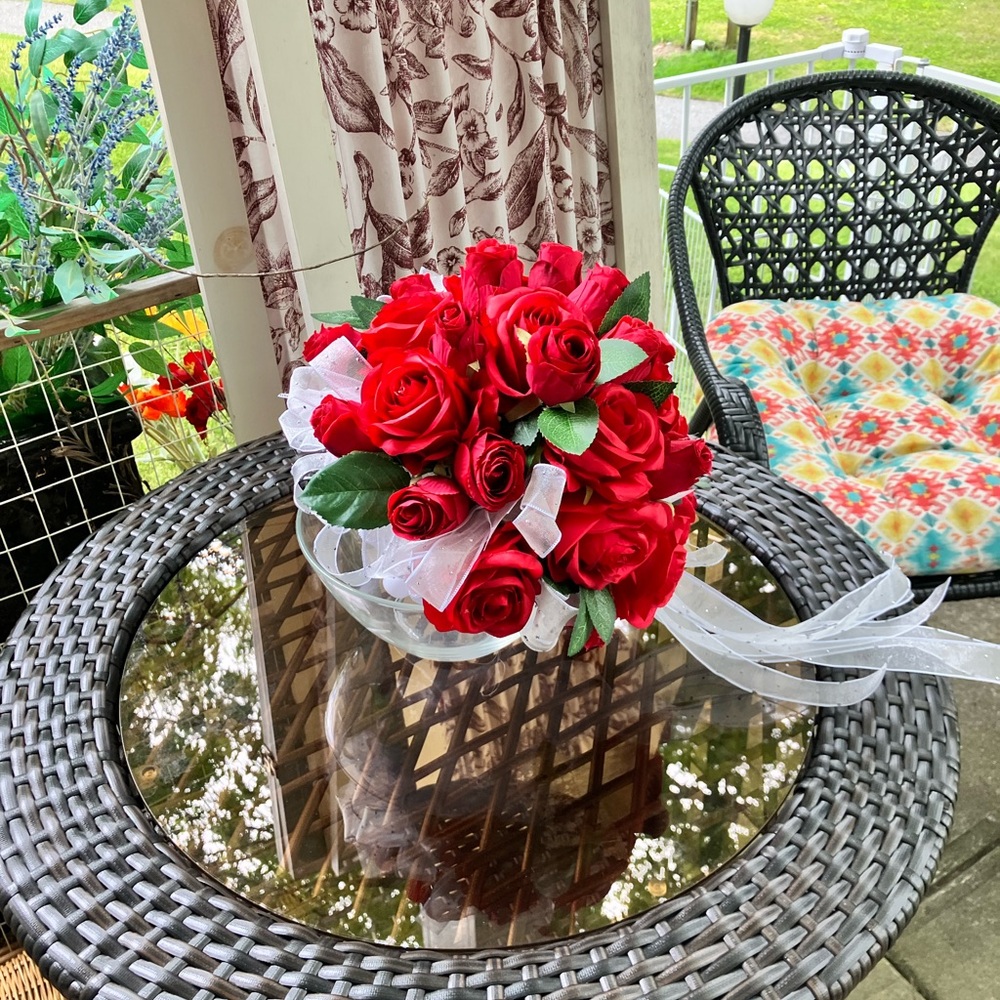 3 DOZEN RED ROSE BOUQUET - Picture 5 of 6